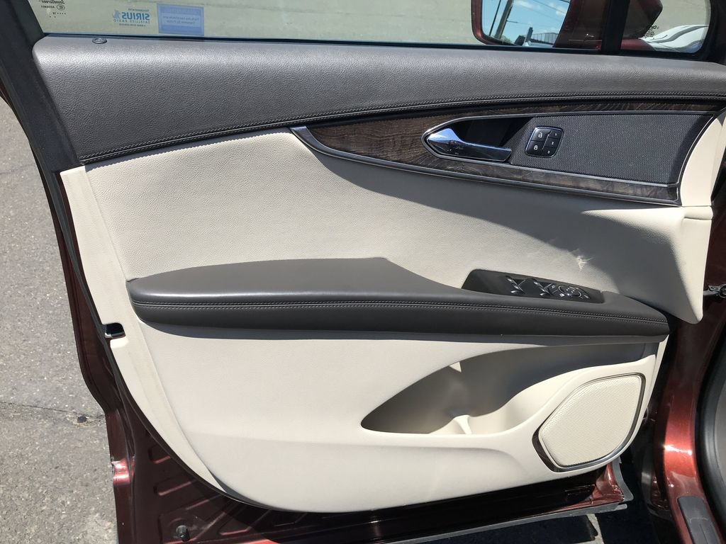 Used 2016 Lincoln MKX Reserve w/ Climate Package AWD/4WD image 10