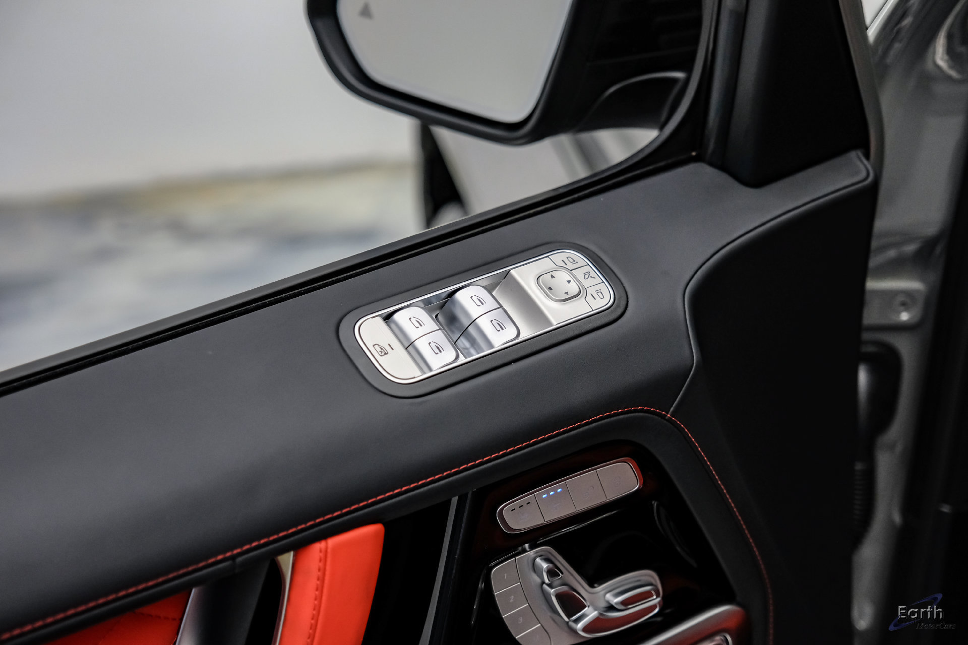 Used 2027 Mercedes-Benz G 63 AMG 4MATIC image 89