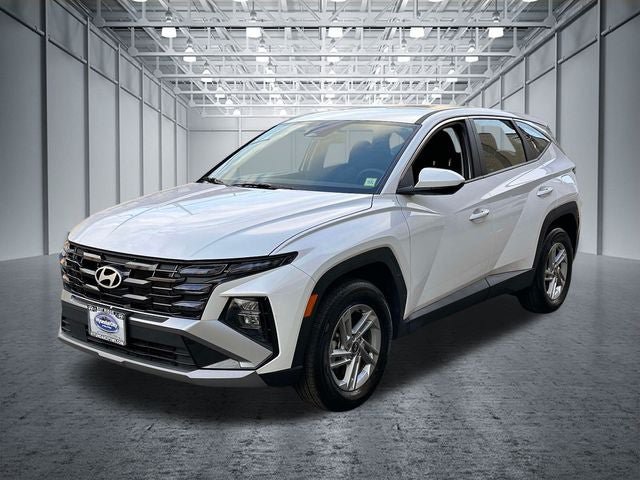 Used 2025 Hyundai Tucson SE AWD/4WD image 11