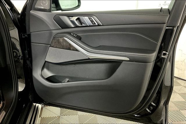 Used 2024 BMW X5 xDrive40i image 24