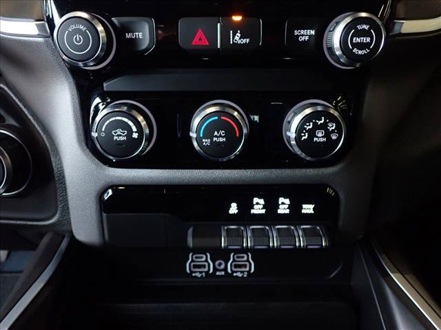 New 2026 RAM 1500 Express AWD/4WD image 18