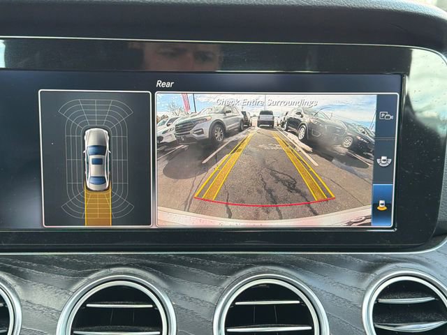 Used 2018 Mercedes-Benz E 400 E 400 image 23