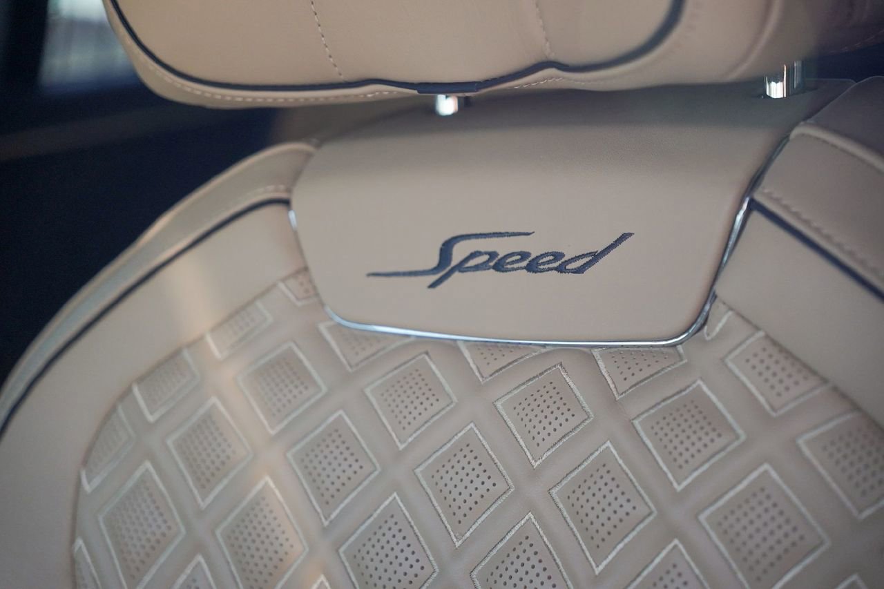 Certified 2023 Bentley Flying Spur W12 image 16