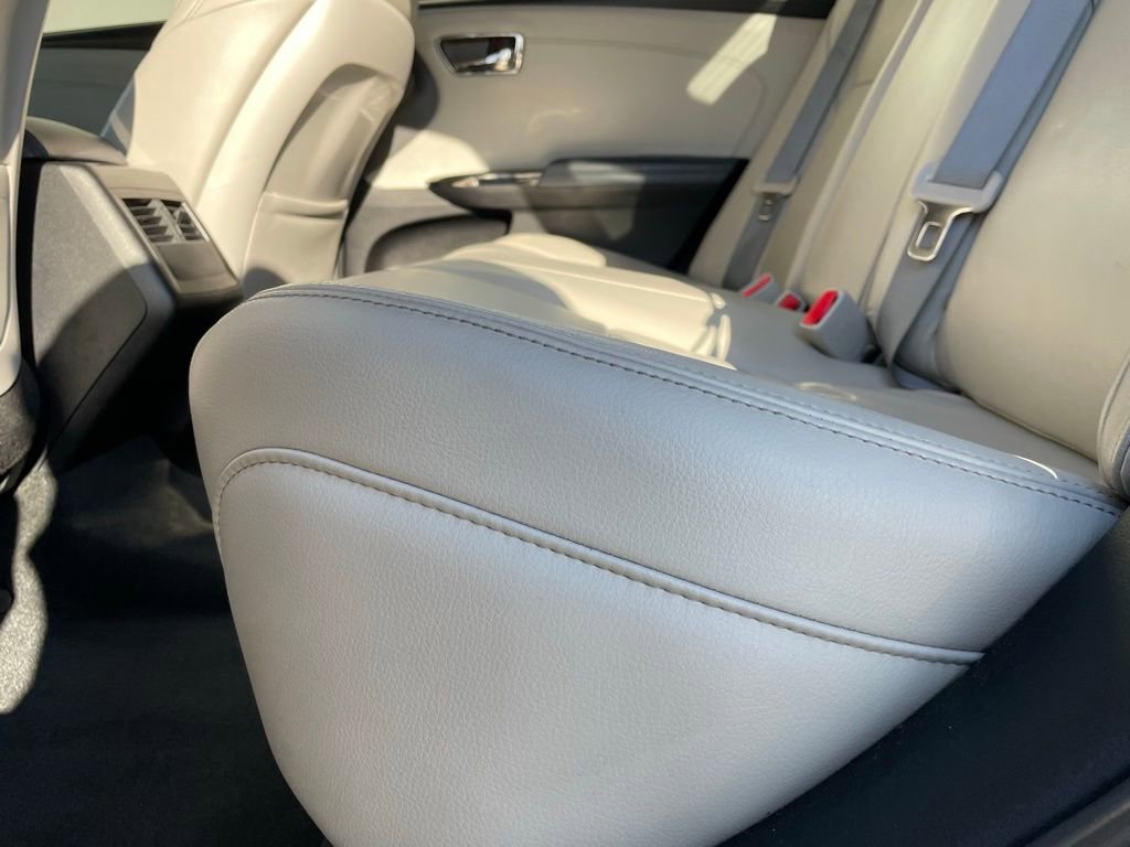 Used 2013 Toyota Avalon XLE image 38