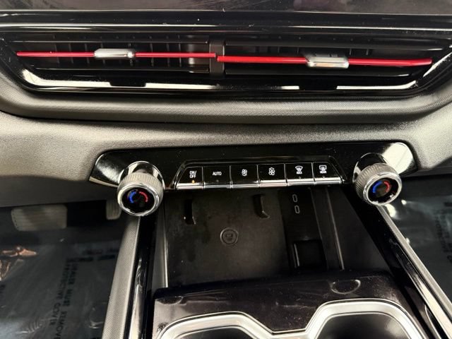 Used 2026 Chevrolet Silverado EV Trail Boss AWD/4WD image 40