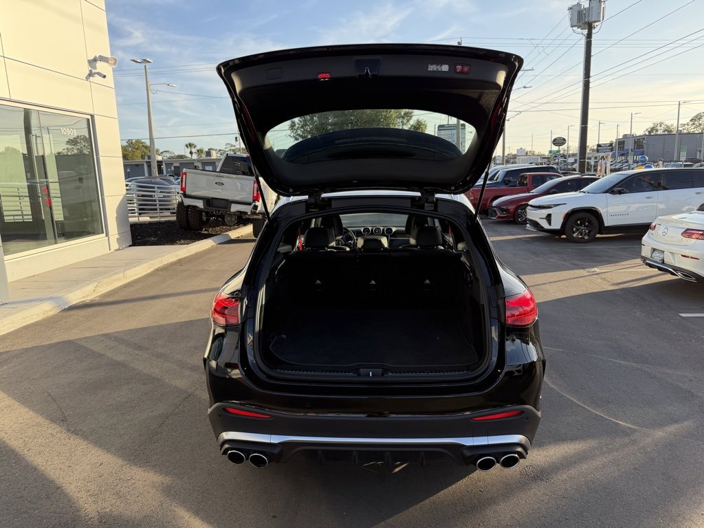 Used 2025 Mercedes-Benz GLC 43 AMG 4MATIC image 35