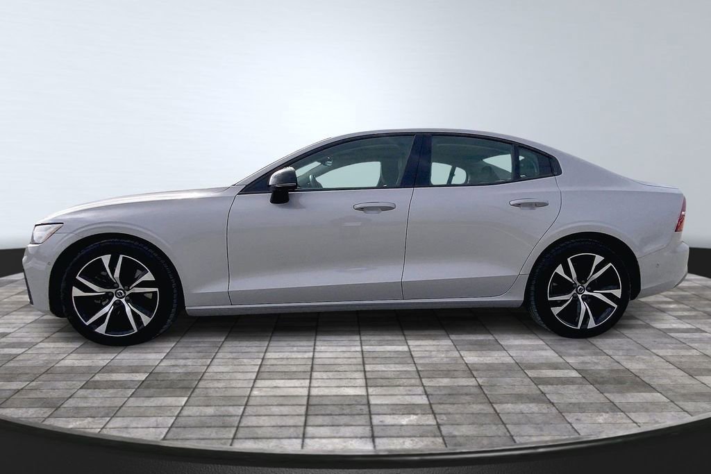 Used 2024 Volvo S60 B5 Plus image 8