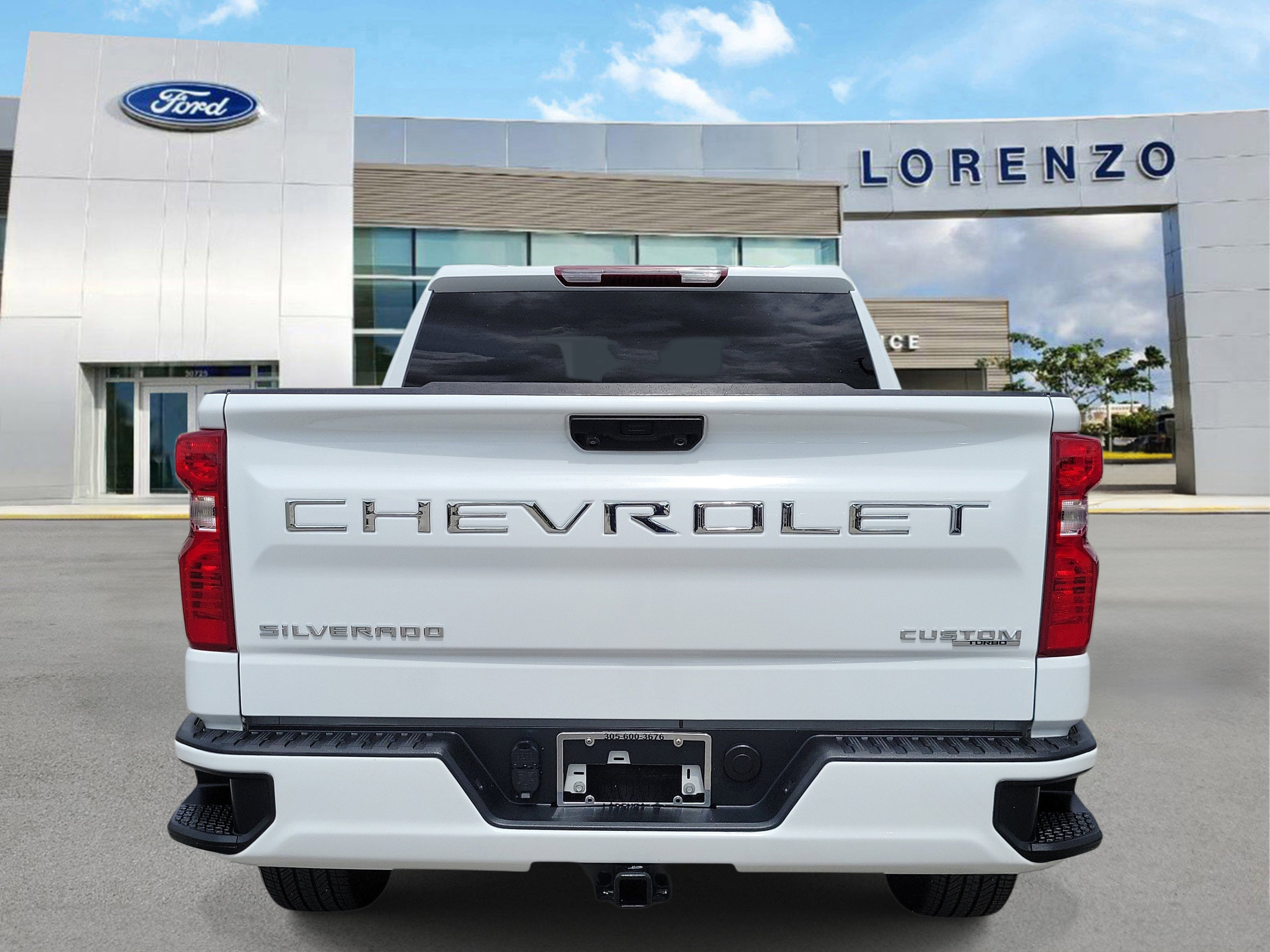 Used 2024 Chevrolet Silverado 1500 Custom RWD image 6