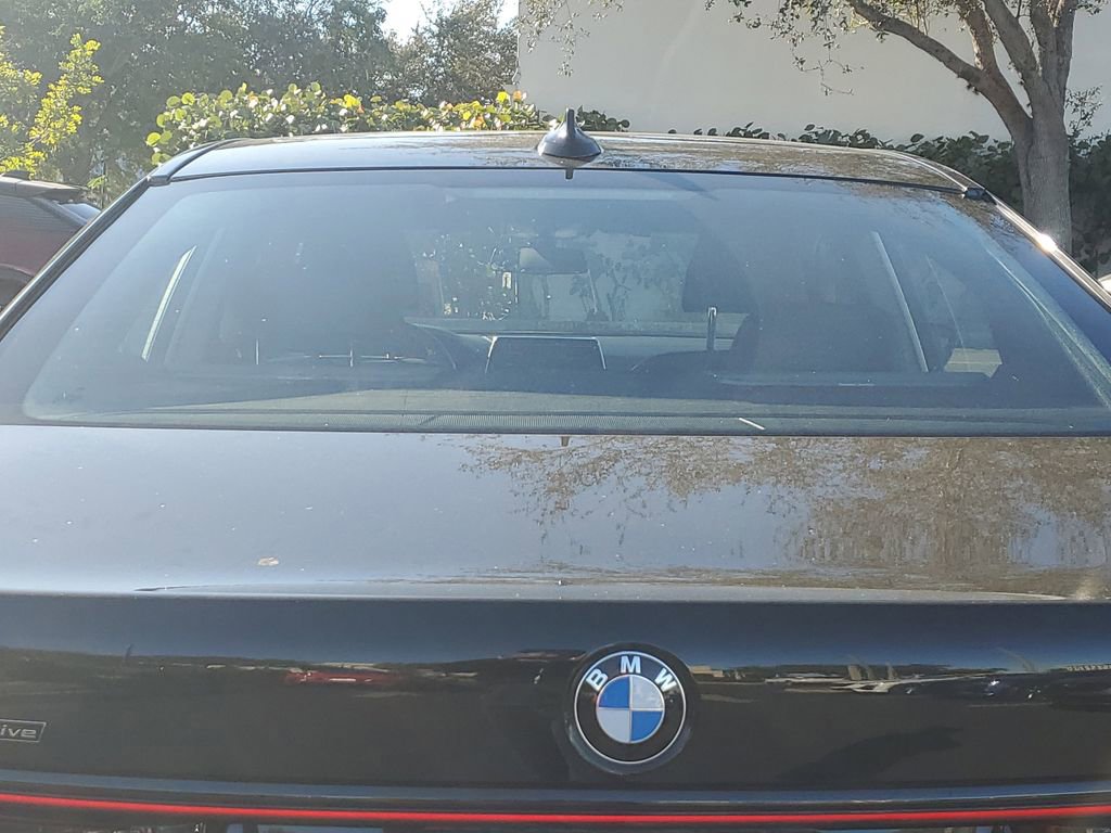 Used 2022 BMW 750i xDrive w/ Executive Package image 13