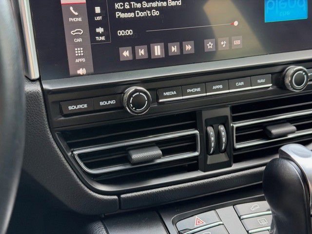 Used 2019 Porsche Macan image 38