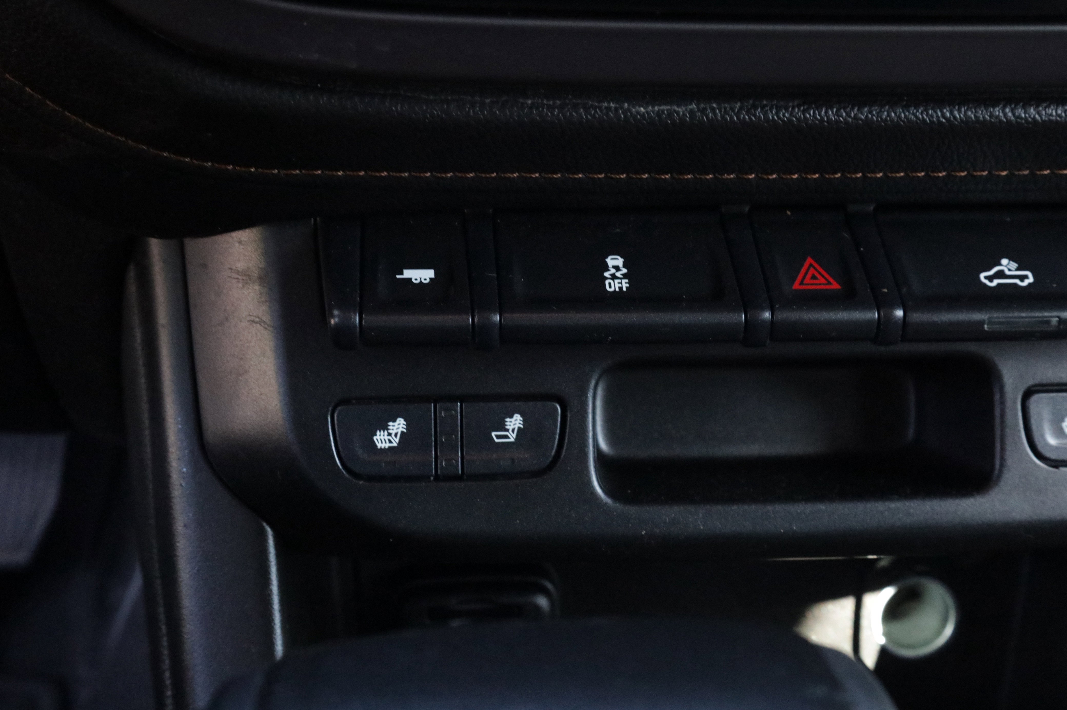 Used 2021 GMC Canyon AT4 w/ Trailering Package image 10