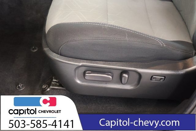 Used 2023 Toyota Tacoma TRD Off-Road AWD/4WD image 13