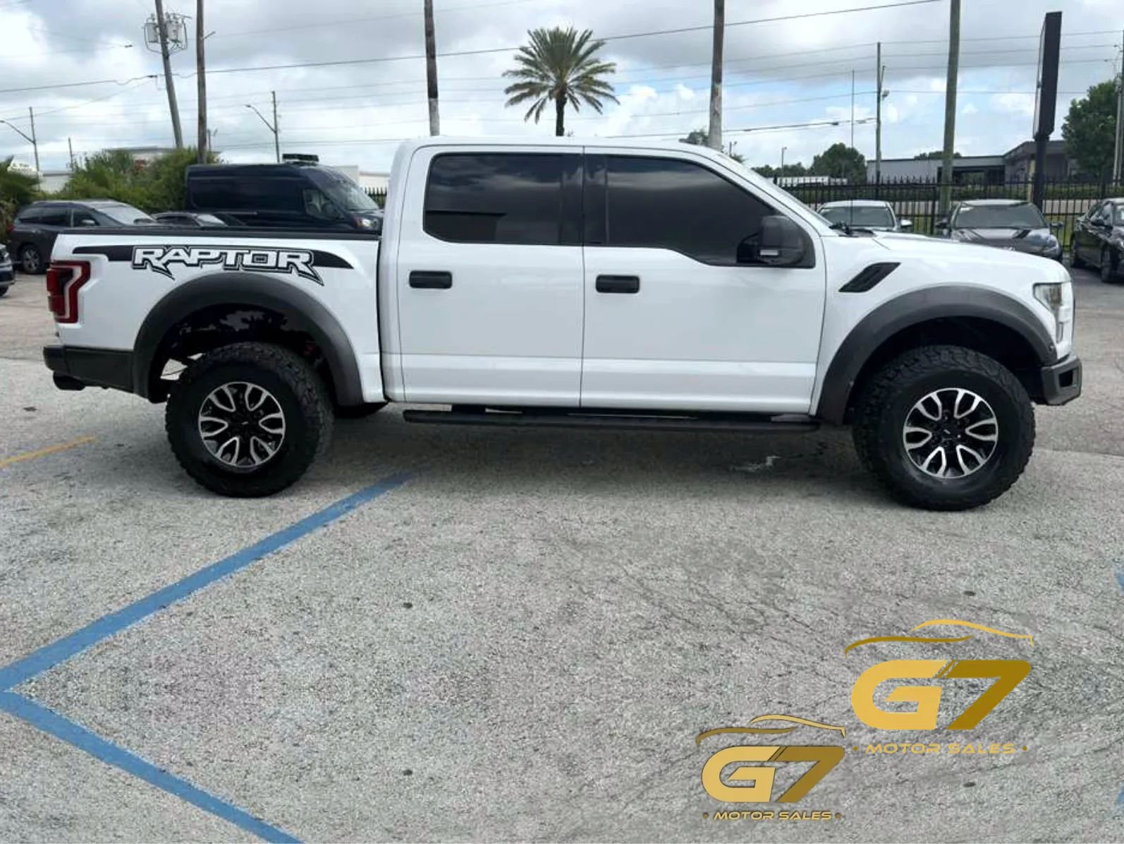 Used 2019 Ford F150 Raptor w/ Equipment Group 801A Mid AWD/4WD image 4
