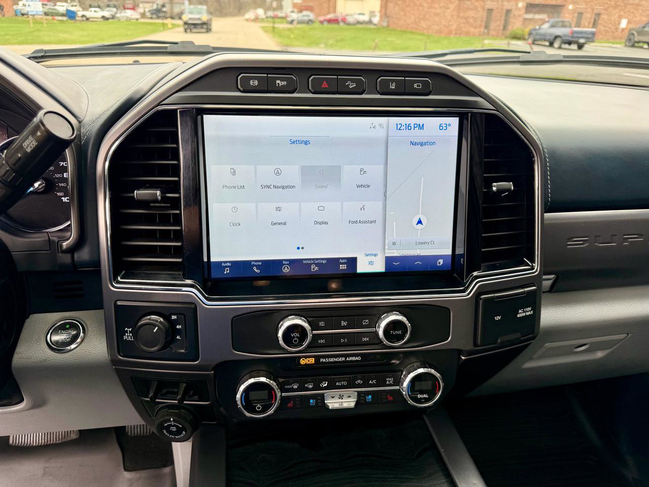 Used 2022 Ford F350 Limited image 27