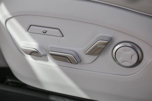 New 2026 Hyundai Ioniq 9 Limited image 25