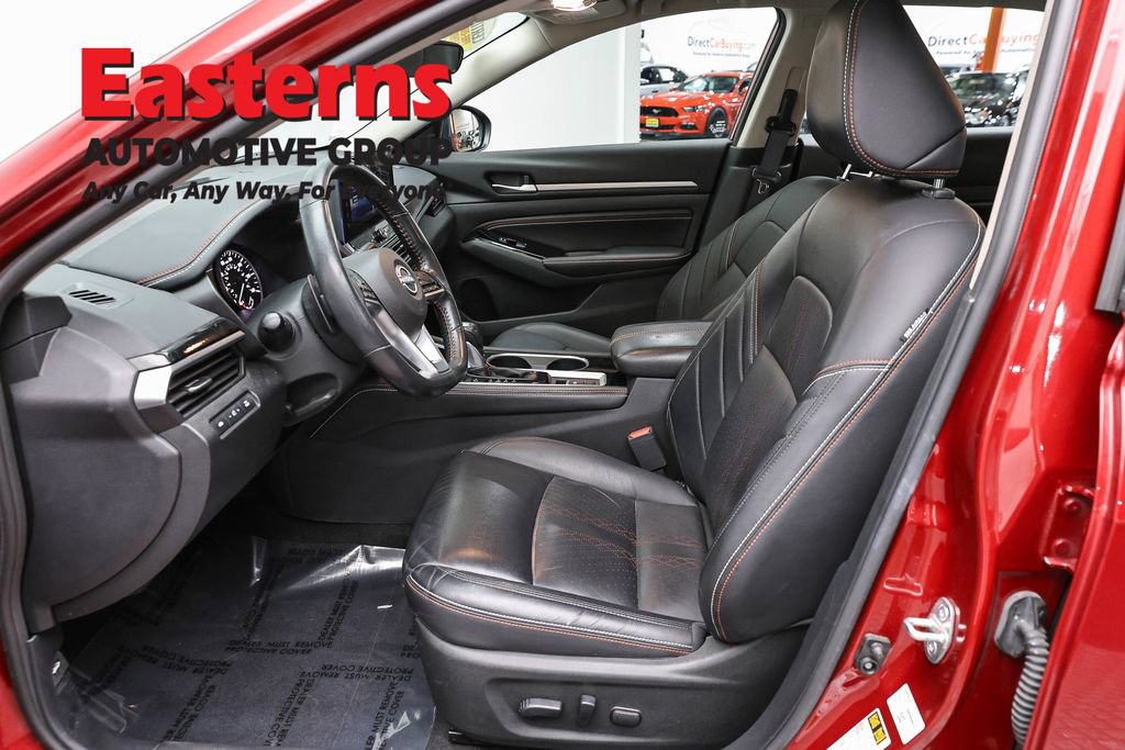 Used 2023 Nissan Altima 2.5 SR w/ SR Premium Package AWD/4WD image 14
