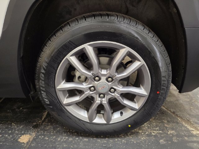 Used 2023 GMC Terrain SLT AWD/4WD image 11