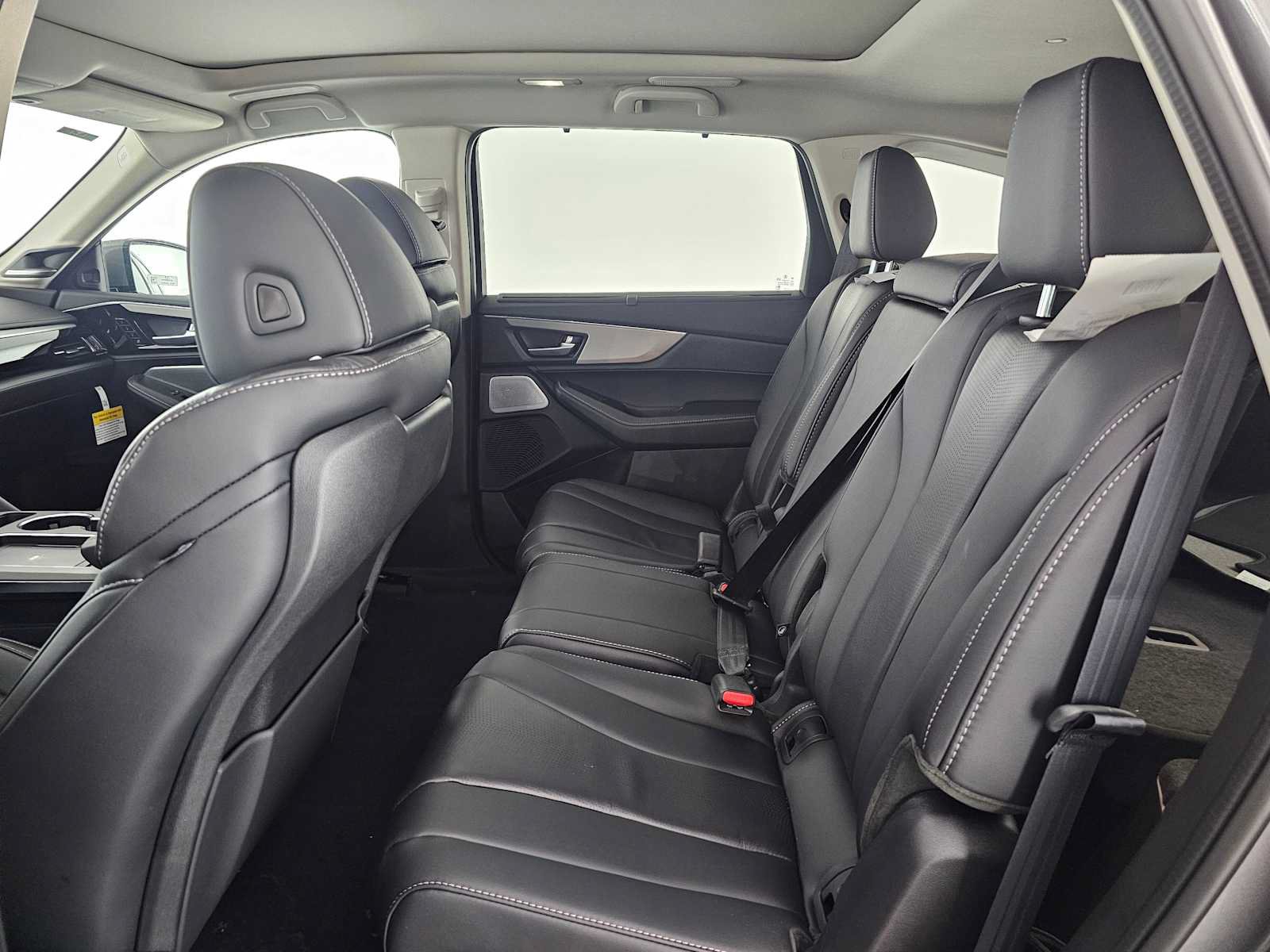 New 2026 Acura MDX w/ Technology Package FWD image 18