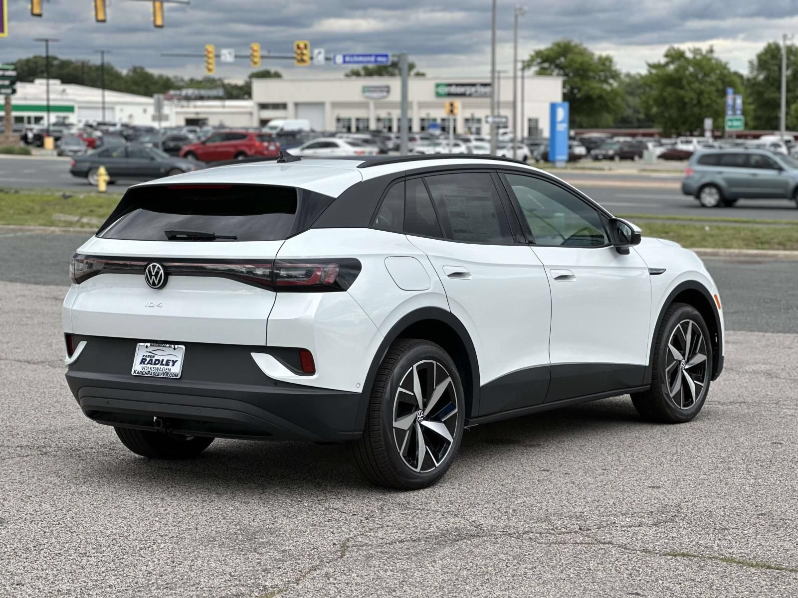 New 2026 Volkswagen ID.4 Pro S AWD/4WD image 2