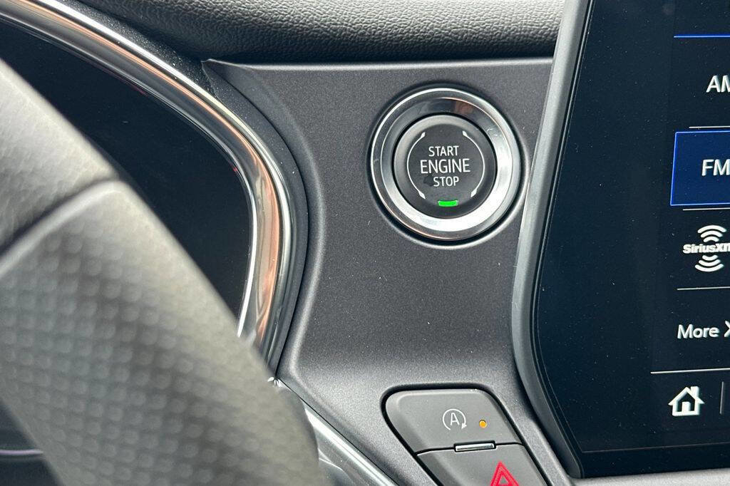 New 2025 Chevrolet Blazer LT w/ Midnight/Sport Edition image 23