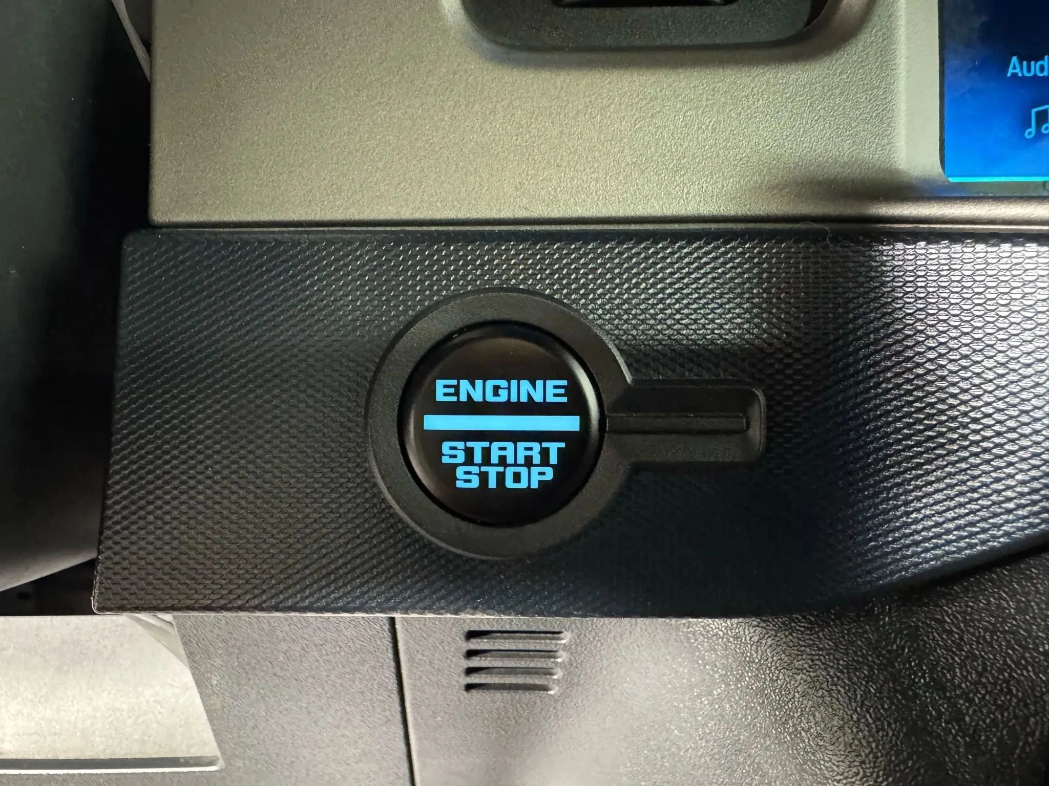 Used 2023 Ford Bronco Outer Banks image 17