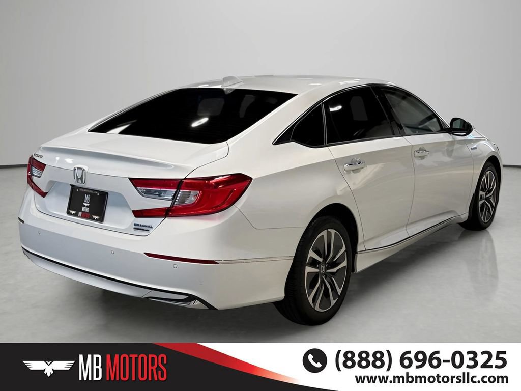 Used 2020 Honda Accord Touring image 4