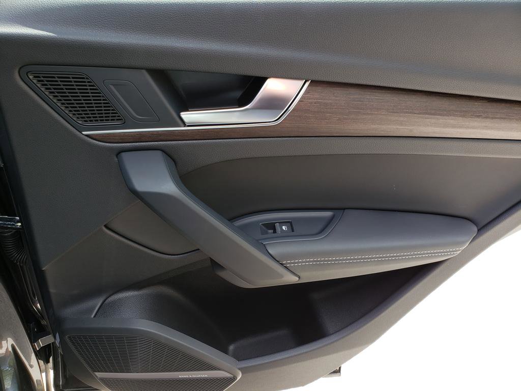 Used 2025 Audi Q5 2.0T Premium Plus image 17