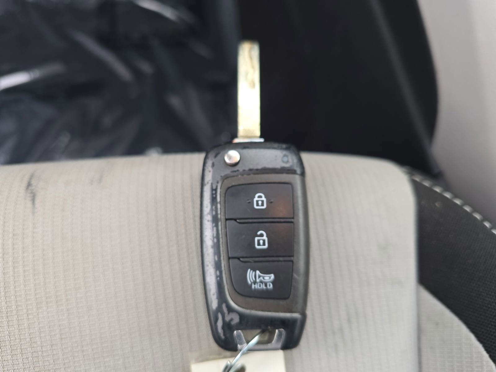 Used 2022 Hyundai Venue SEL w/ Cargo Package FWD image 38