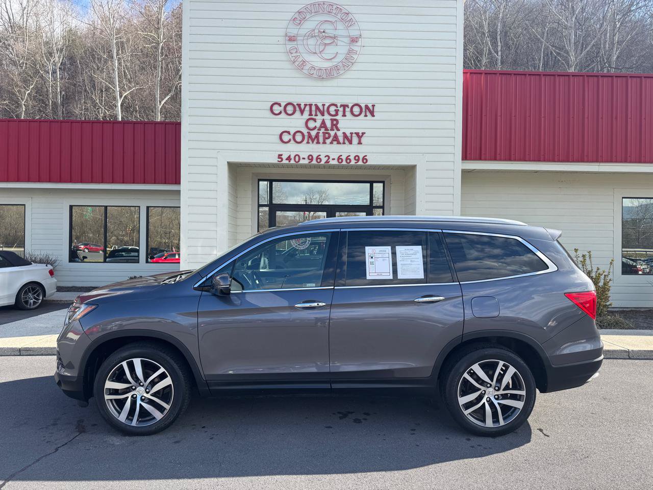 Used 2018 Honda Pilot Touring image 4