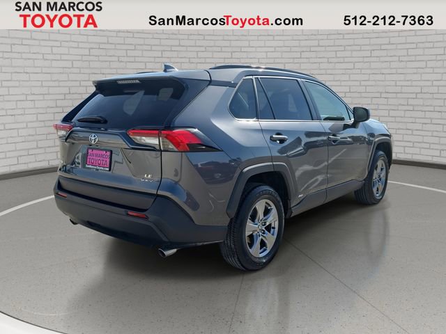 Used 2025 Toyota RAV4 LE image 5