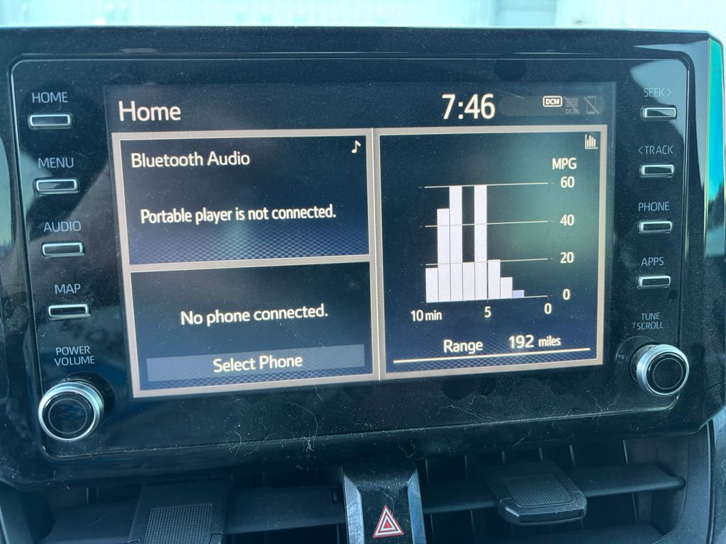 Used 2020 Toyota Corolla LE image 9