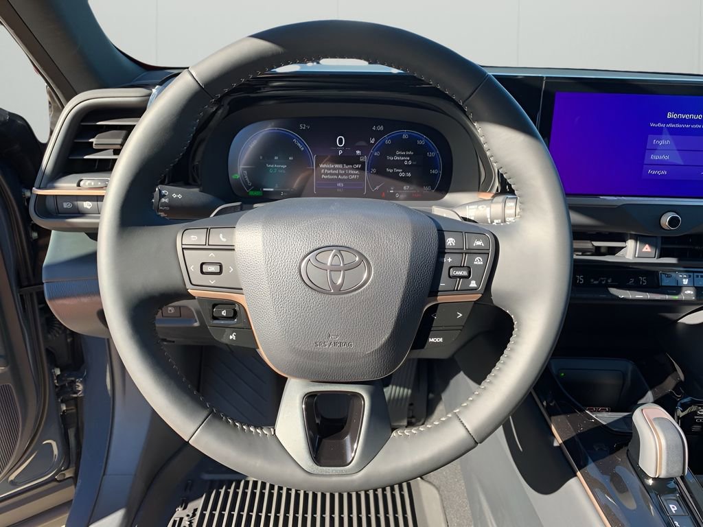 New 2025 Toyota Crown Signia image 25