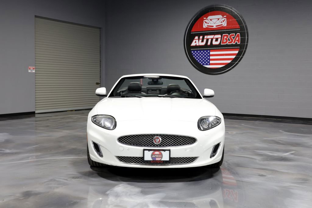 Used 2015 Jaguar XK Convertible RWD image 2