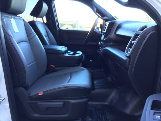 New 2024 RAM 3500 Tradesman w/ Chrome Appearance Group image 17