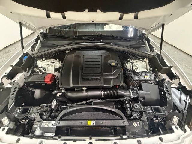 Used 2019 Jaguar F-PACE Premium AWD/4WD image 12