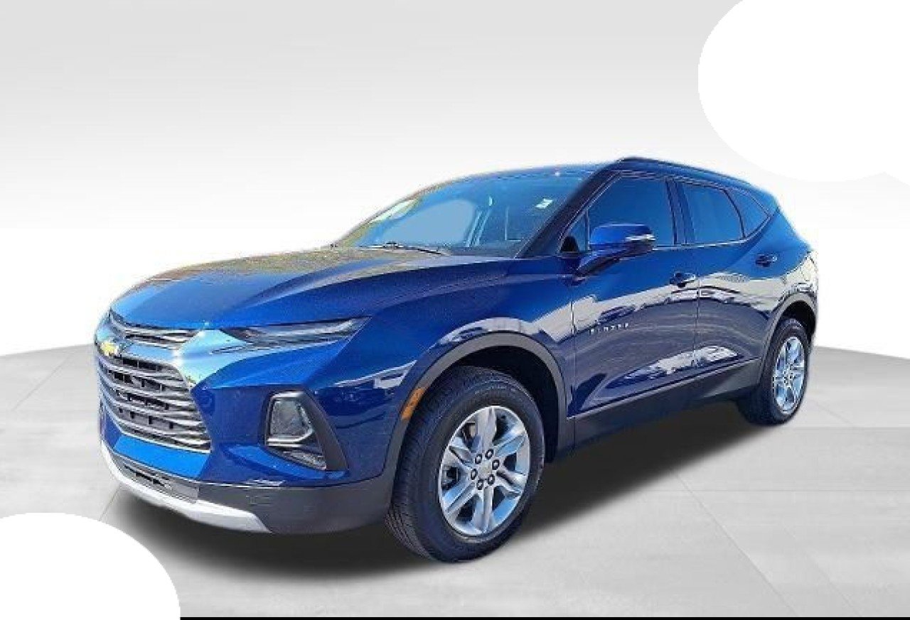 Used 2022 Chevrolet Blazer LT image 2