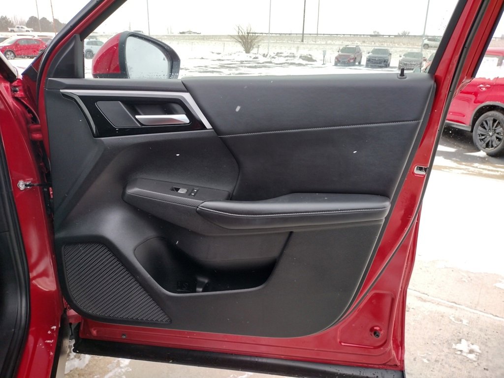 Used 2024 Mitsubishi Outlander SE Black Edition image 20