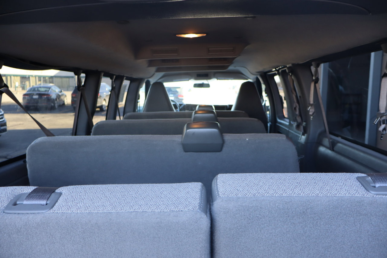 Used 2023 GMC Savana 3500 LS image 11