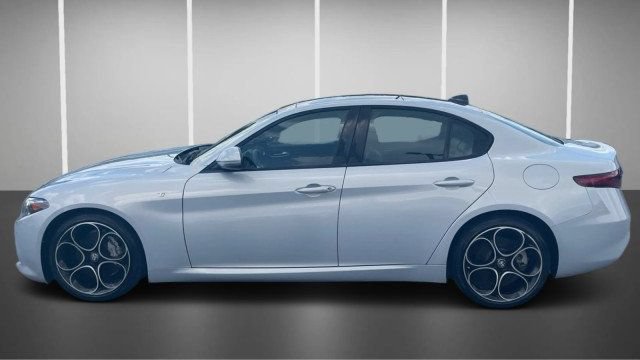 Used 2023 Alfa Romeo Giulia Ti w/ Active Assist Plus Package RWD image 12