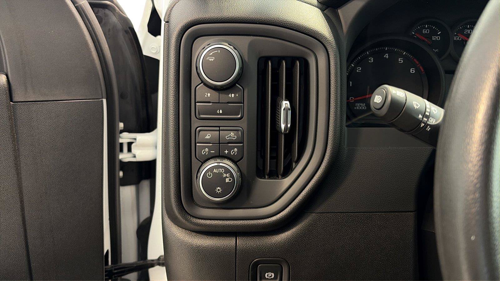 Used 2025 Chevrolet Silverado 2500 Custom w/ Custom Value Package AWD/4WD image 22