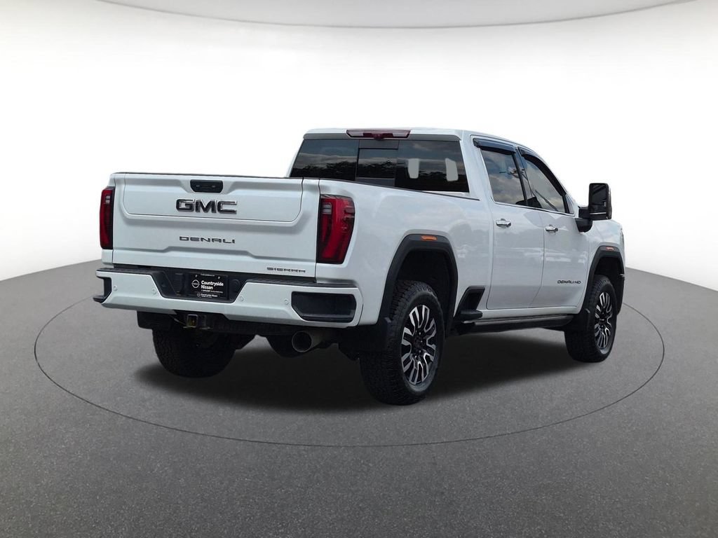 Used 2025 GMC Sierra 2500 Denali Ultimate w/ LPO, GMC Protection Package AWD/4WD image 5