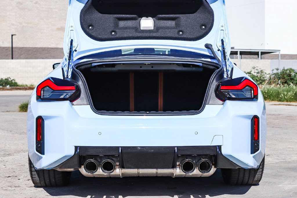 Used 2024 BMW M2 w/ Lighting Package RWD image 29