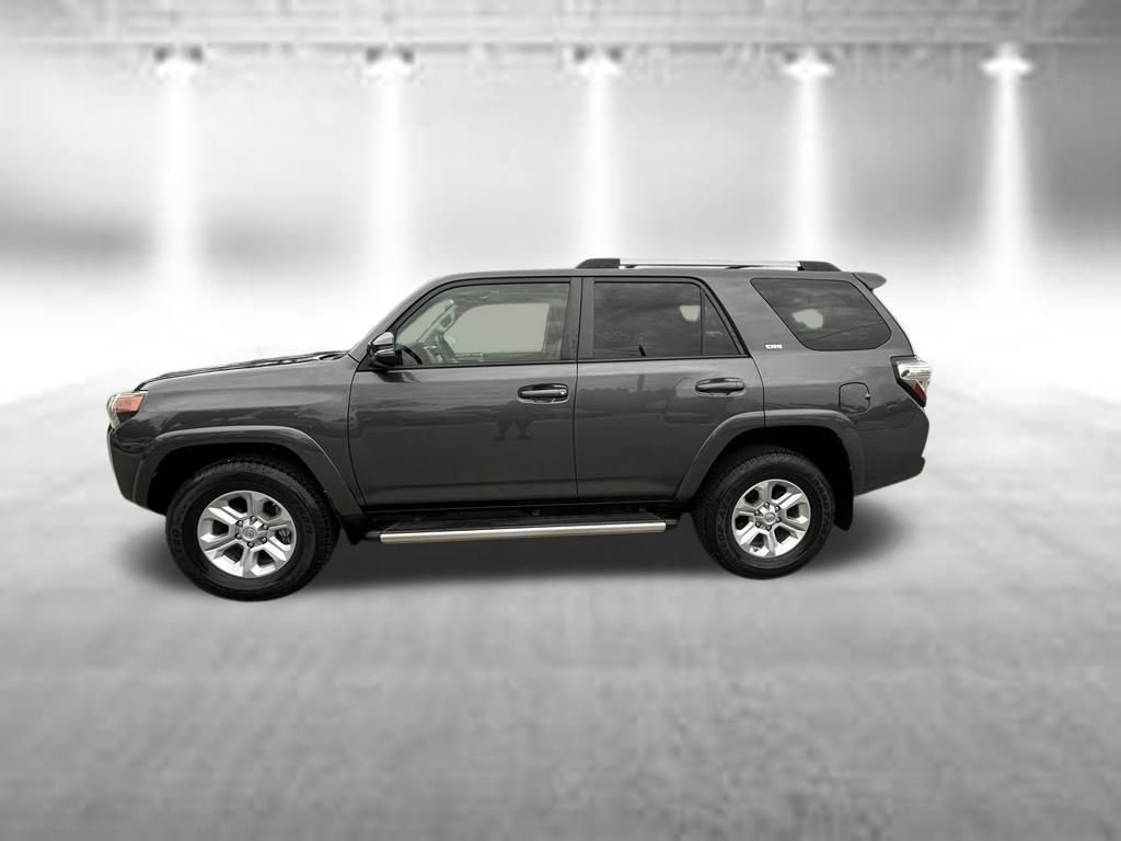 Used 2021 Toyota 4Runner SR5 Premium w/ Moonroof Package AWD/4WD image 8