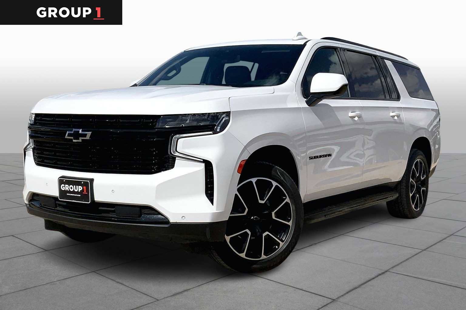 Used 2023 Chevrolet Suburban RST image 1