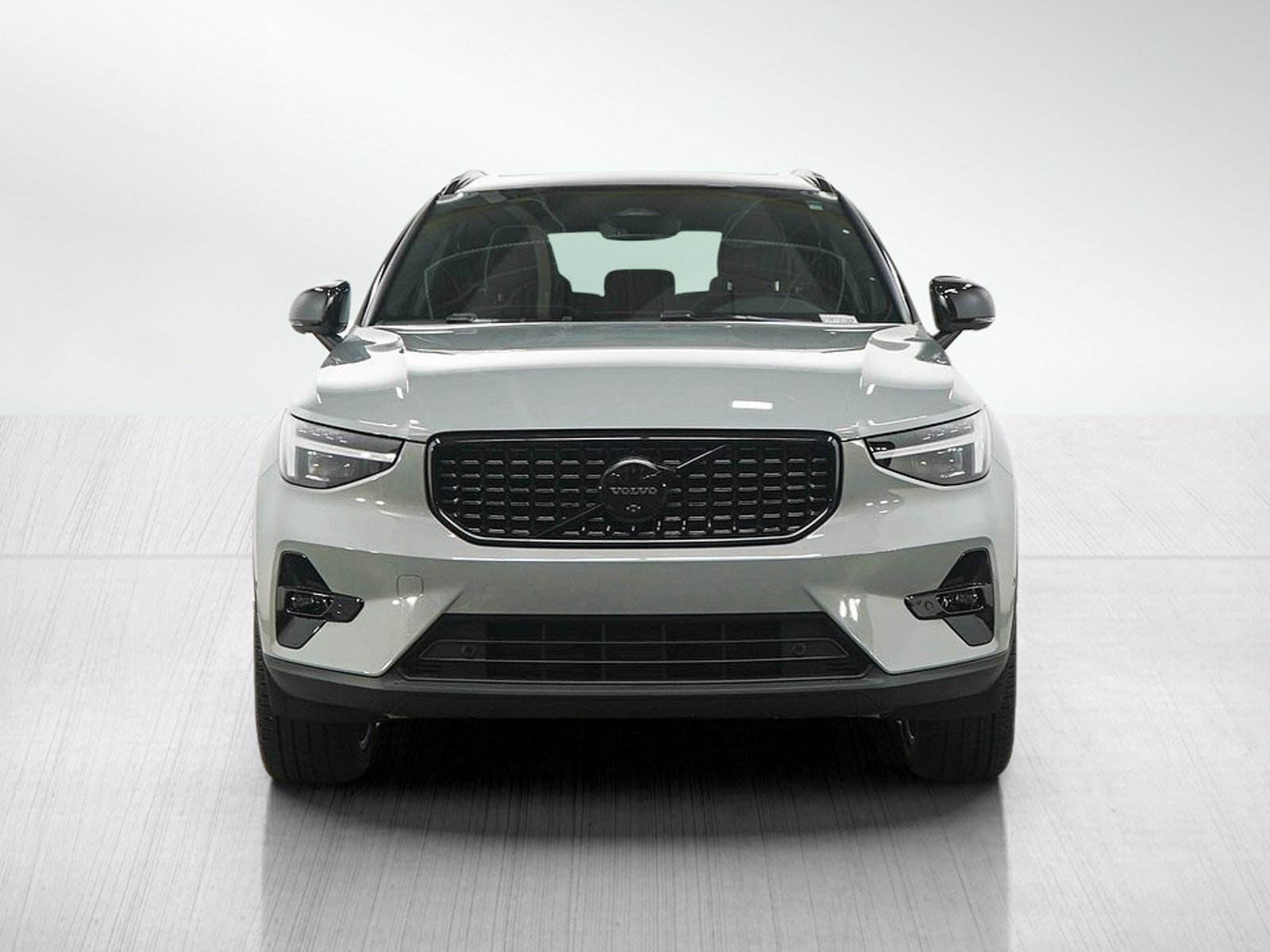Used 2026 Volvo XC40 B5 Ultra w/ Protection Package Premier AWD/4WD image 9