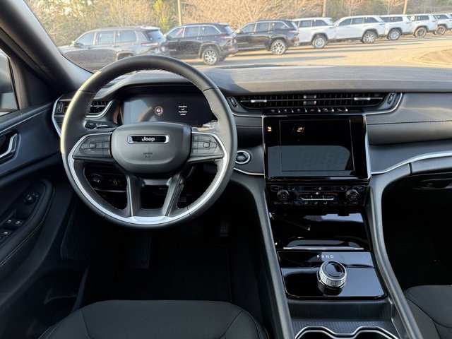 New 2025 Jeep Grand Cherokee Laredo X image 18