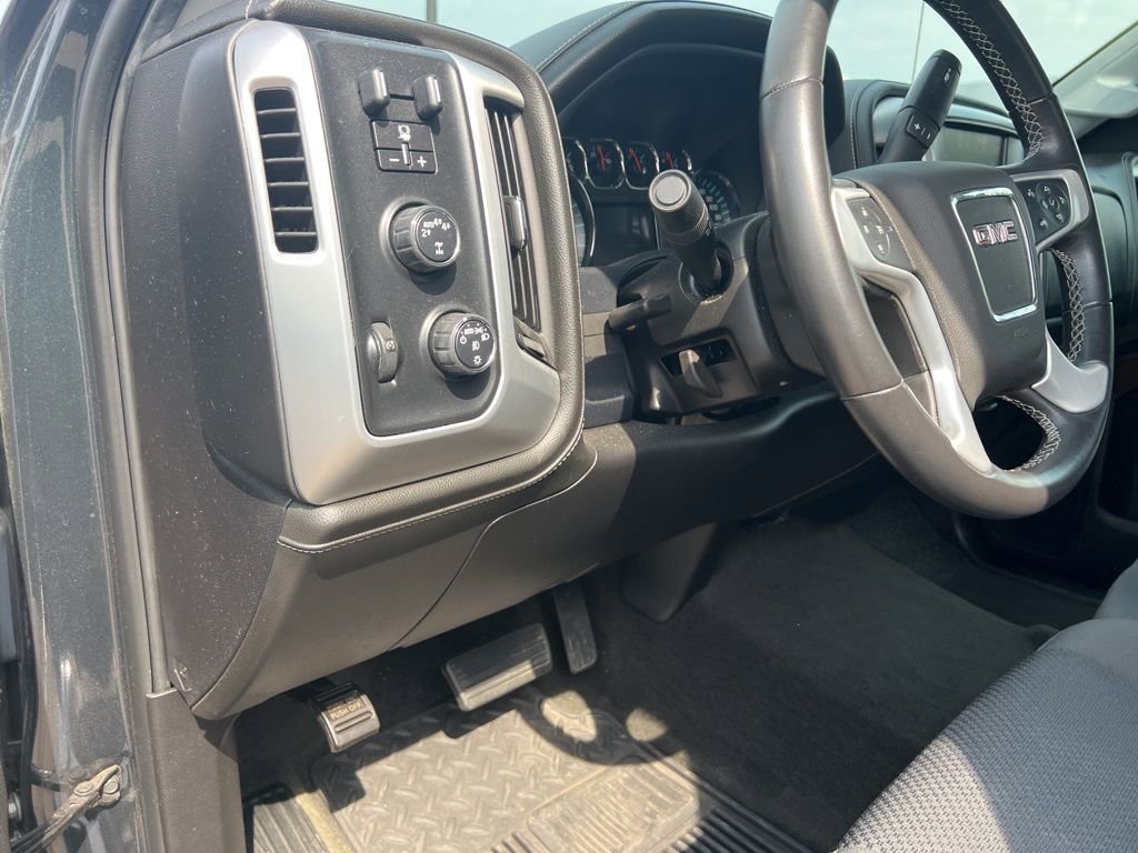 Used 2017 GMC Sierra 1500 SLE w/ SLE Value Package image 10