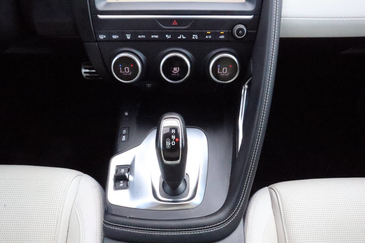 Used 2020 Jaguar E-PACE R-Dynamic S image 11