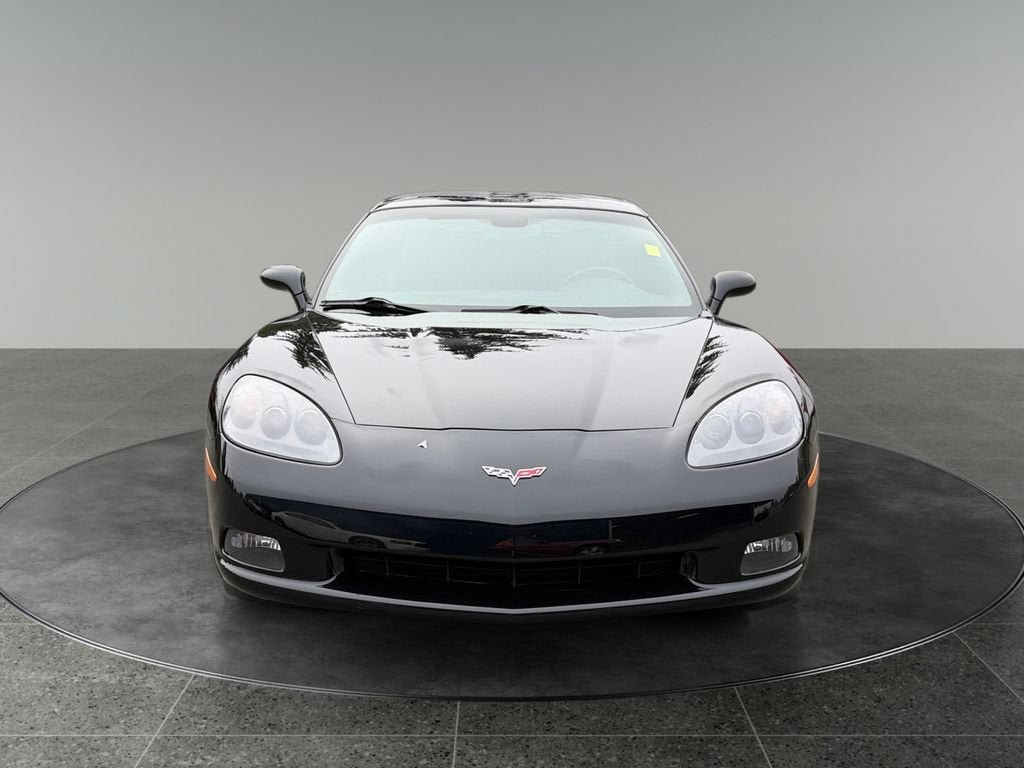 Used 2008 Chevrolet Corvette Coupe RWD image 2