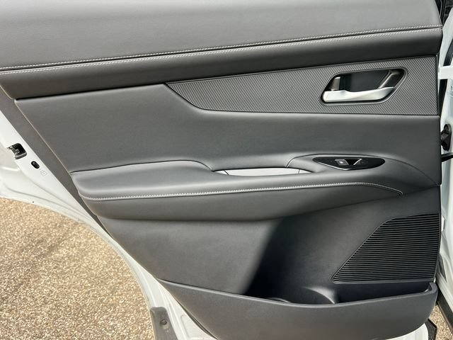 New 2025 Nissan Murano SL AWD/4WD image 41